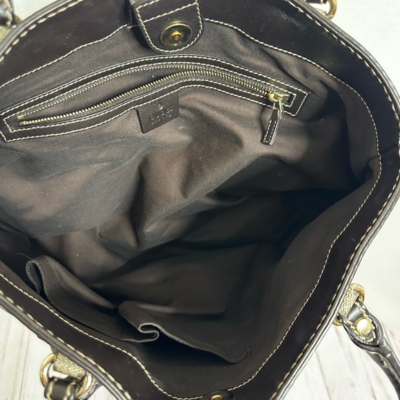 GUCCI PURSE - Picture 7 of 12